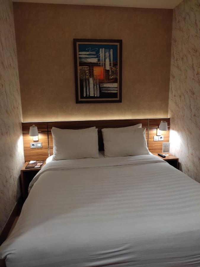 Metro Grand Venetian Hotel מראה חיצוני תמונה