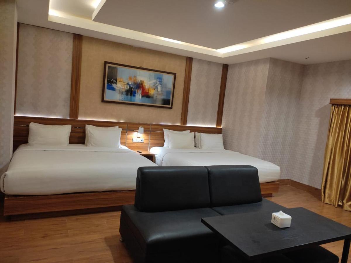 Metro Grand Venetian Hotel מראה חיצוני תמונה
